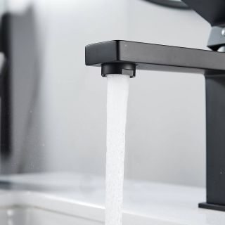 Смеситель для раковины Shevanik S9601H чёрный